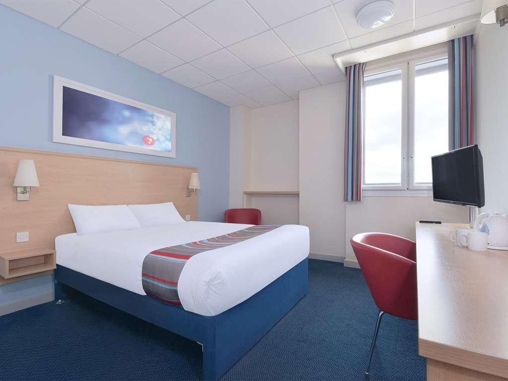 Travelodge Docks Liverpool